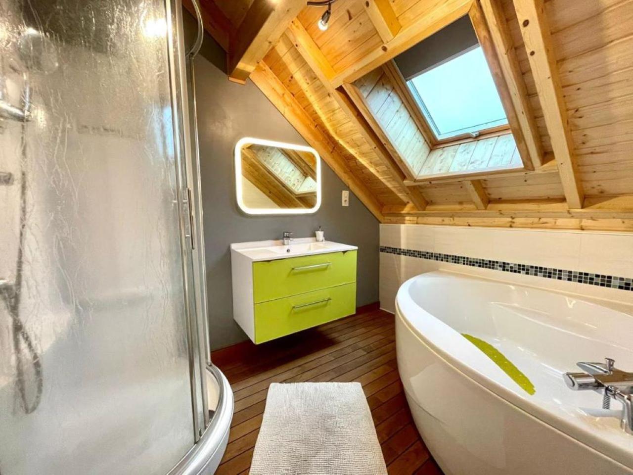 Gite De Mortagne, Chalet Avec Piscine - By Primo C0Nciergerie Gigny-sur-Saone Exteriér fotografie